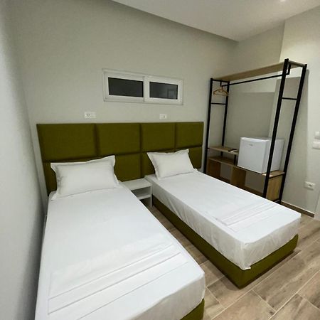 Hotel Rai Sarandë 외부 사진